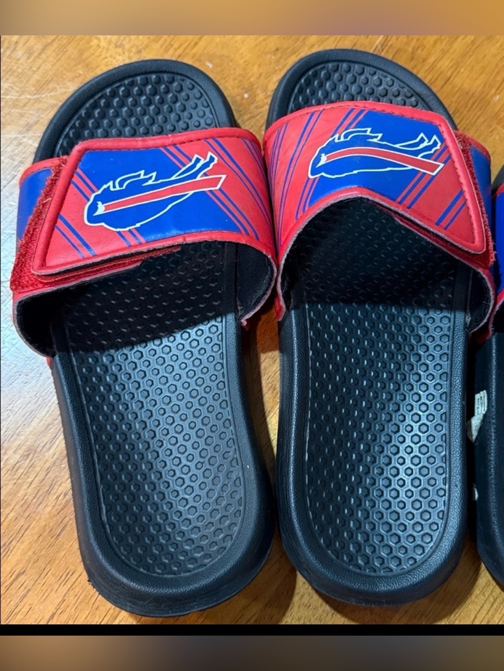 Youth Buffalo Bills slides.